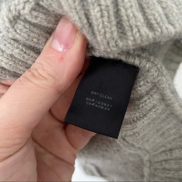 Marc Jacobs | Grey Oversized Knitted Merino Wool Sweater - Picture 7 of 11